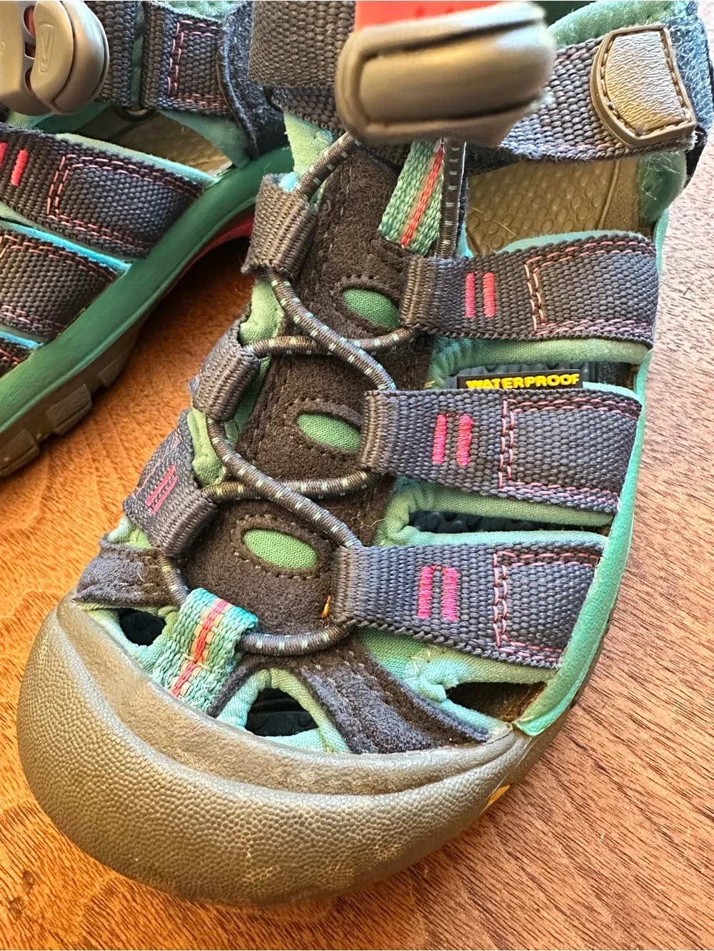 Keens- Kids size 1 - Outdoor waterproof Sandals - Navy, Teal & Pink
